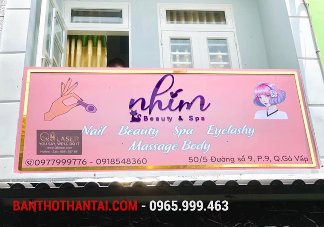 Biển quảng cáo cửa hàng nail 2