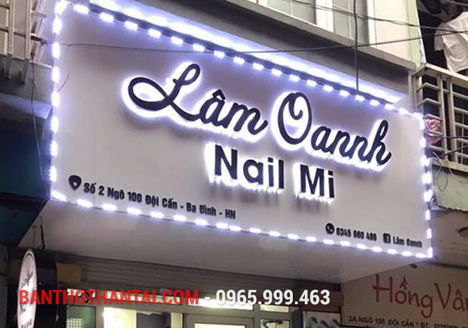 Biển quảng cáo cửa hàng nail 6